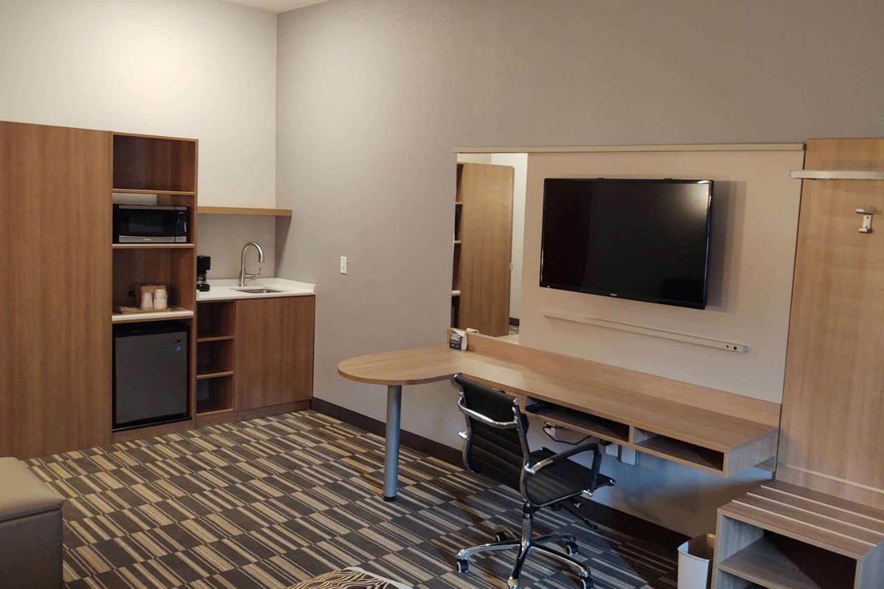 Microtel Inn & Suites By Wyndham Liberty Ne Kansas City Area ภายนอก รูปภาพ