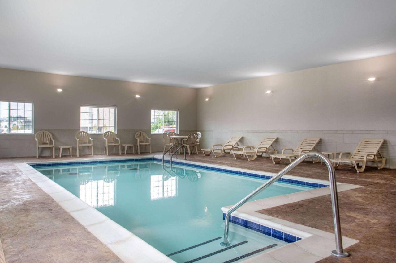 Microtel Inn & Suites By Wyndham Liberty Ne Kansas City Area ภายนอก รูปภาพ