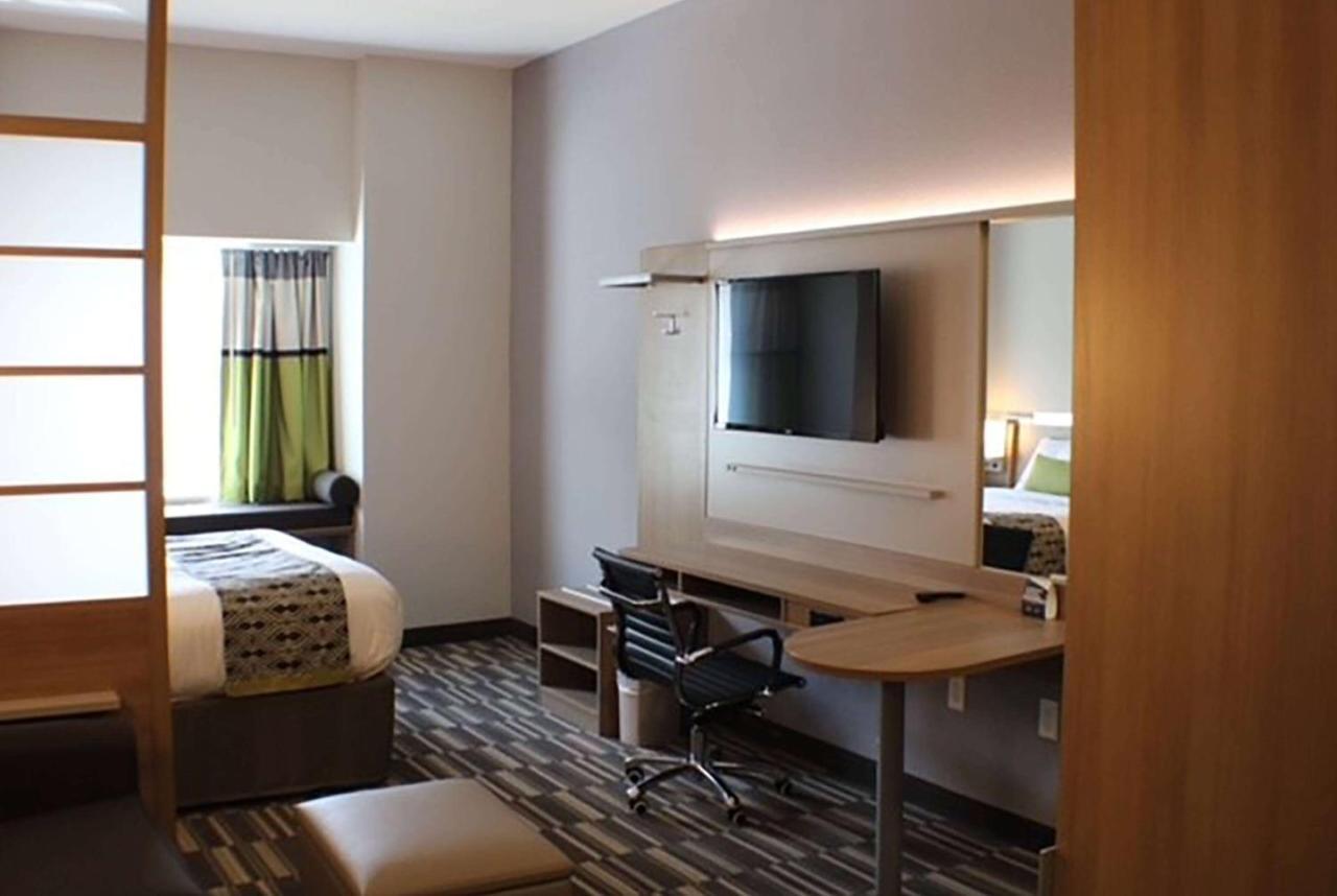 Microtel Inn & Suites By Wyndham Liberty Ne Kansas City Area ภายนอก รูปภาพ